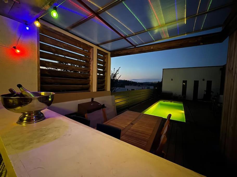 Luxury Villa With Pool And View Juvignac Eksteriør bilde